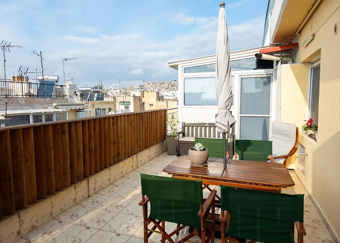 Horizon 2 - Downtown Penthouse With Big Terrace Apartamento Tesalónica